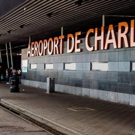 Station 173 C Bruxelles-Charleroi-Airport Apartment Exterior photo